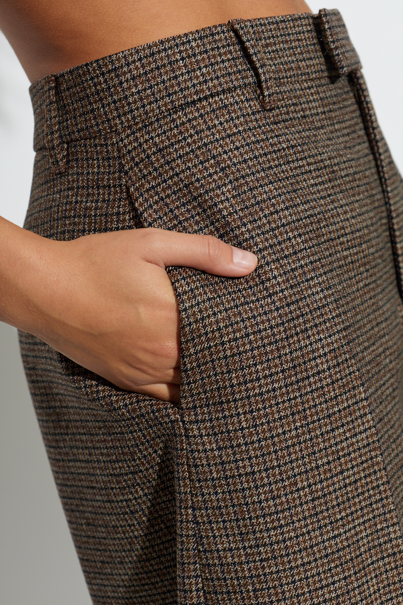 ami alexandre mattiussi ウールスラックス 46 Ami Alexandre Mattiussi Brown Wool Checked Trousers | Women's | Vitkac